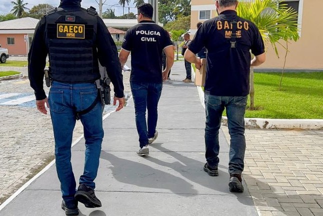 Operação cumpre quatro mandados de prisão contra facção criminosa em Sergipe