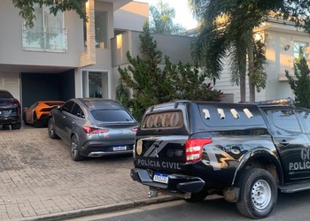 Lamborghini de R$ 3,8 milhões é apreendida em operação contra esquema de lavagem de dinheiro
