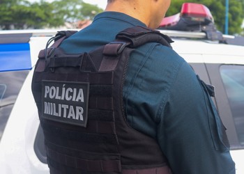 Homem é preso suspeito de furtar bebidas em restaurante na Orla da Atalaia