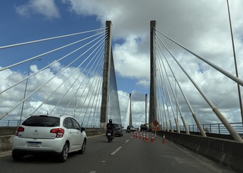 Trânsito na Ponte Aracaju-Barra terá alteração para instalação de iluminação cênica