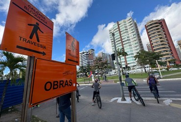 SMTT orienta ciclistas e corredores durante obras na ponte Godofredo Diniz