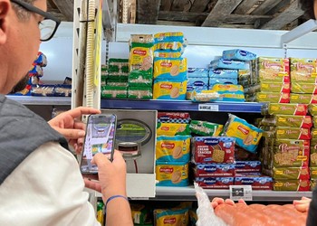 Supermercado é autuado após fiscalização encontrar produtos vencidos em Aracaju