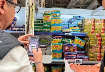 Supermercado é autuado após fiscalização encontrar produtos vencidos em Aracaju