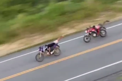 [VÍDEO] Motociclista morre após acidente enquanto fazia manobra radical, na SE-100, em Pacatuba