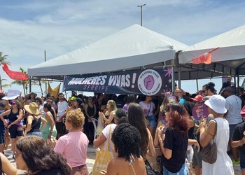 Levante Mulheres Vivas: Manifesto Nacional contra feminicídio acontece na Orla da Atalaia