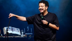 Rodrigo Marques traz novo espetáculo de stand-up a Aracaju no início de março