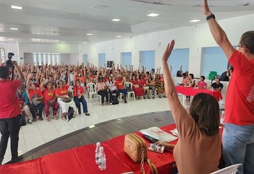 Justiça decide a favor de professores da rede estadual e mantém possibilidade de greve