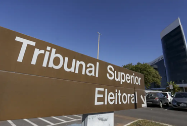 Pré-candidatos devem deixar apresentação de programas até terça (30)