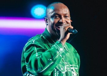 "Thiaguinho na Praia” chega a Aracaju com programação musical e clima de verão