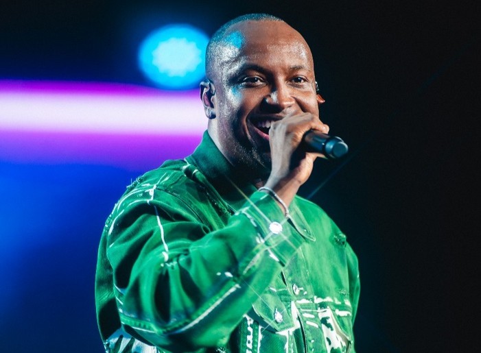 "Thiaguinho na Praia” chega a Aracaju com programação musical e clima de verão