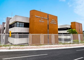 Ex-prefeito de Socorro é representado ao TCE por irregularidades em R$ 105 milhões de verba de saneamento