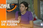 Mulher de 26 anos precisa fazer uma ressonância pra descobrir o problema na perna