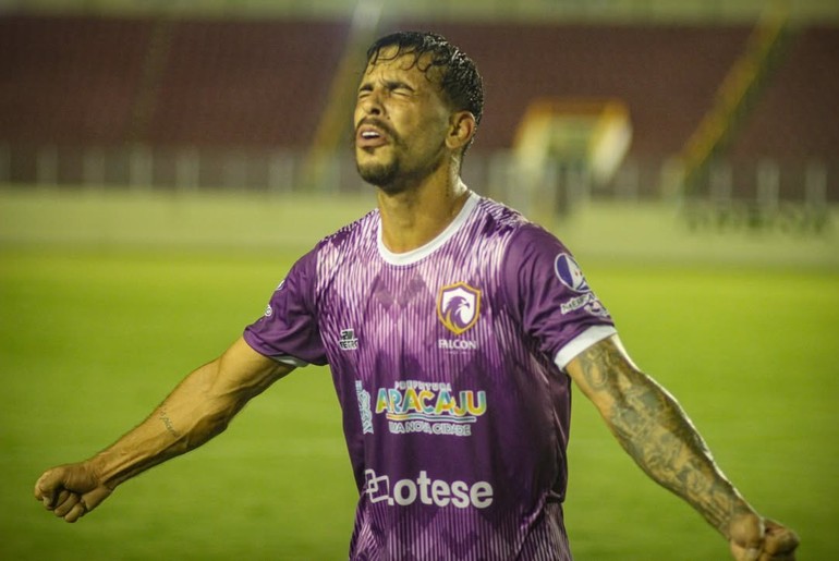 Falcon reage, vira sobre o Atlético Gloriense e respira no Sergipano 2026