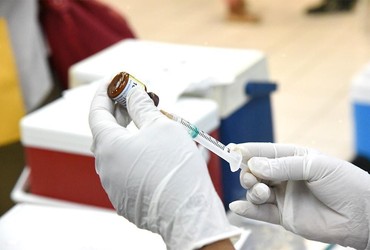 Campanha de vacinação nos shoppings RioMar e Jardins inicia neste sábado (11)