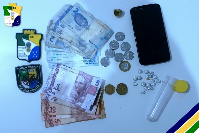 Dupla é presa por tráfico de drogas na Zona Norte de Aracaju