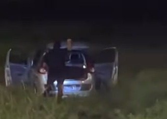 Roubo de veículo resulta em perseguição e confronto na Orla de Atalaia