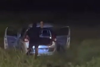 Roubo de veículo resulta em perseguição e confronto na Orla de Atalaia