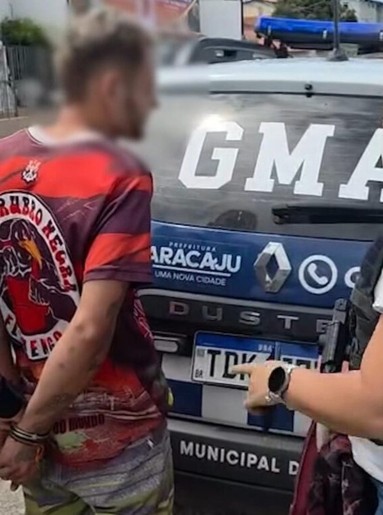 Suspeito é preso por agredir, ameaçar e roubar idosa em Aracaju