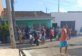 Homem é morto com golpe de faca na região do peito em Umbaúba