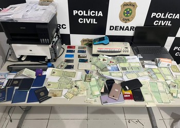 Investigado por estelionatário é preso com mais de 150 cartões bancários em Itabaiana