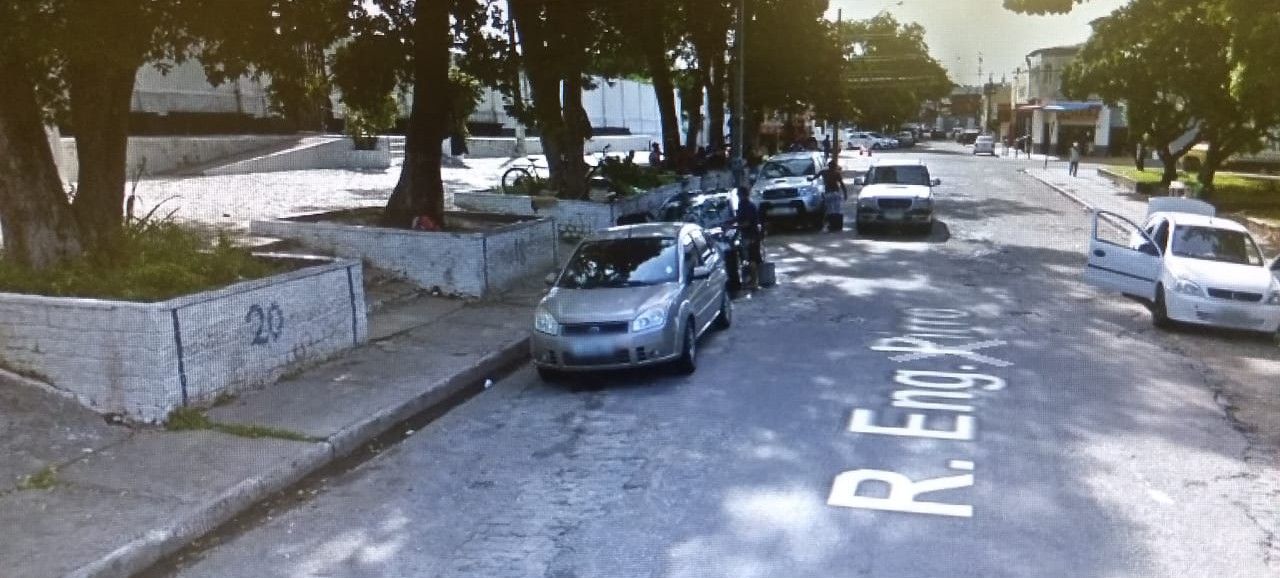 Suspeito de tráfico de drogas é preso na praça do Cemitério Santa Izabel