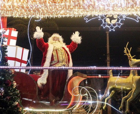 Shopping Jardins brinda o público com a presença do Papai Noel