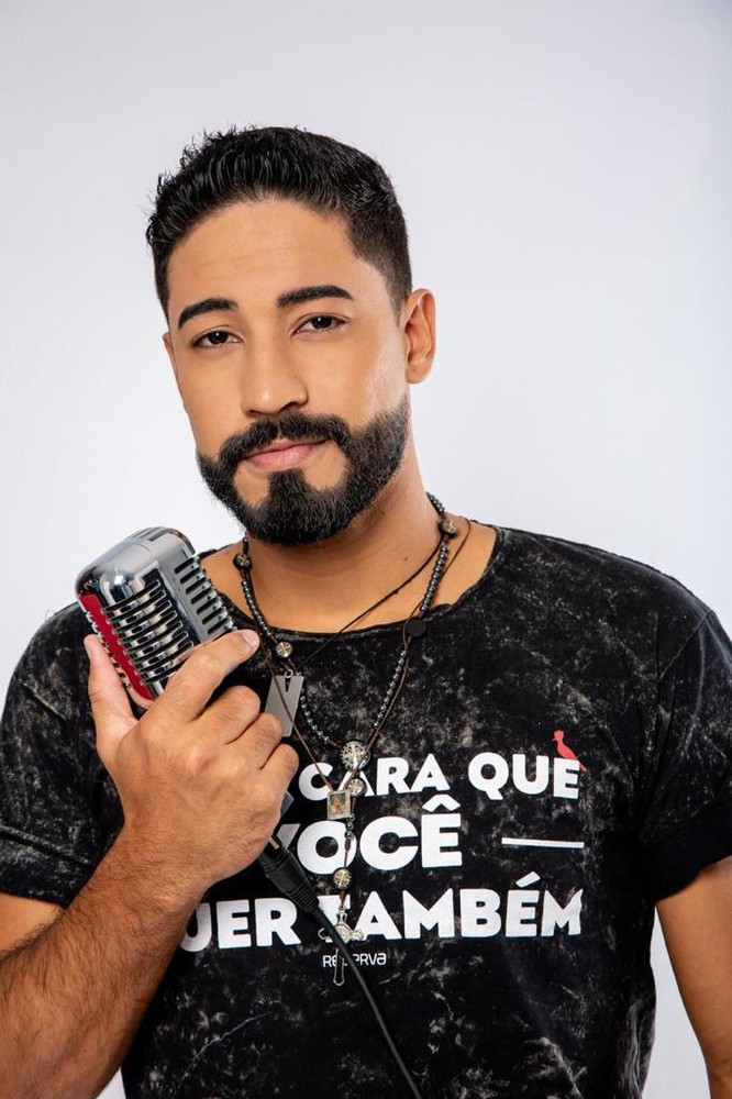 Nick Mathos lança novo CD Promocional