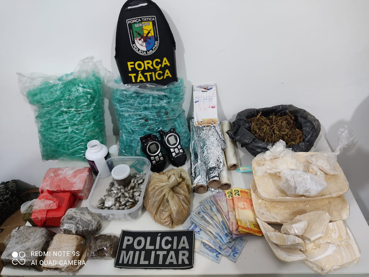 Força Tática descobre funcionamento de depósito de droga em residência no bairro Coroa do Meio