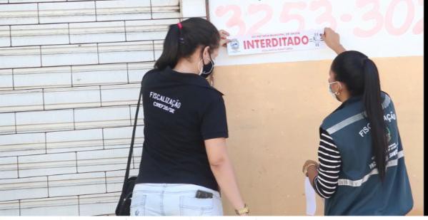 Operação fecha academias por falta de alvará e identifica pessoas em exercício ilegal da profissão