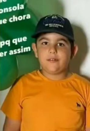 Menino de oito anos morre após ser atropelado por caminhão em Aparecida