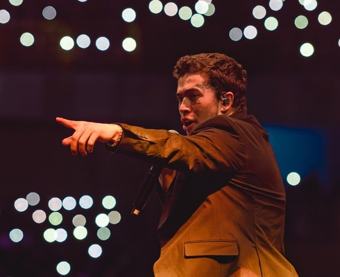 Whindersson Nunes apresenta espetaculo “Isso não é um culto” em Aracaju