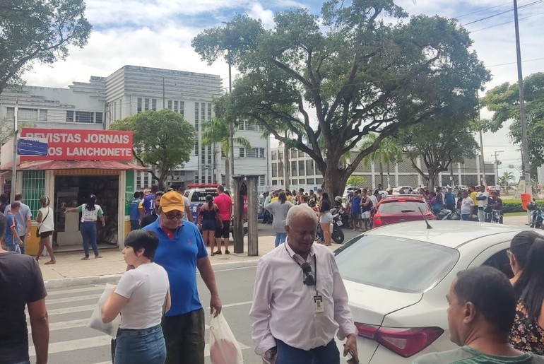 Confusão termina com disparos de arma no Centro de Aracaju
