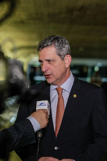 Rogério Carvalho destaca importância do “Desenrola Brasil” no combate às desigualdades socioeconômicas