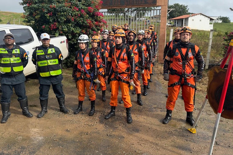 Treinamento do Corpo de Bombeiros interdita parcialmente rodovia entre Lagarto e São Domingos