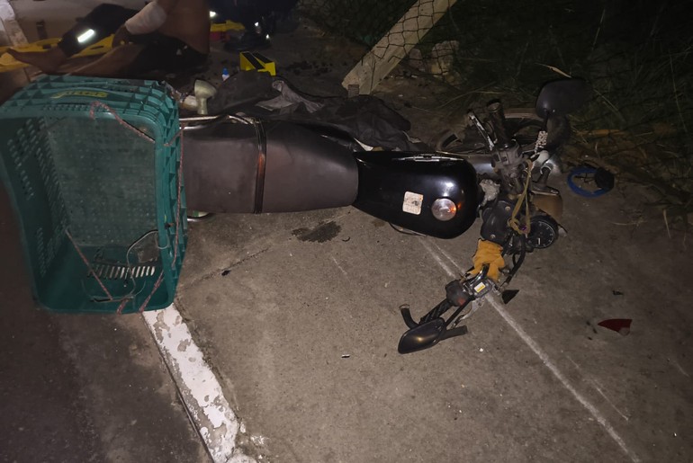 Motociclista fica ferido após colisão com carro na SE-100, em Aracaju