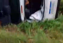 Colisão frontal entre carros deixa feridos na SE-175, em Ribeirópolis