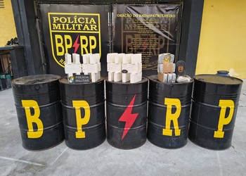 PM apreende cerca de 30 kg de drogas em São Cristóvão