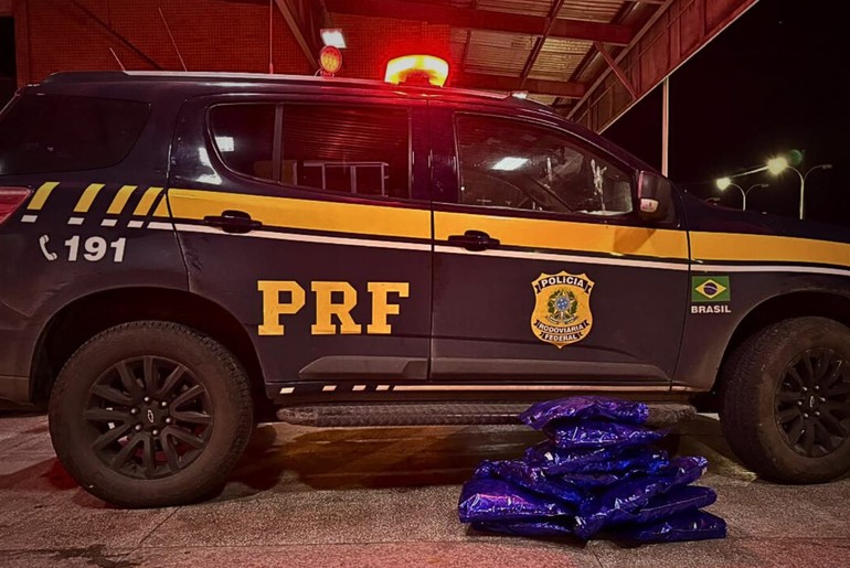 Homem é preso ao transportar 14kg de maconha na BR-101