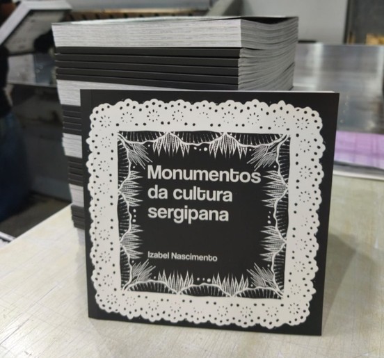 Lançamento do livro "Monumentos da Cultura Sergipana" celebra história do cordel e da arte