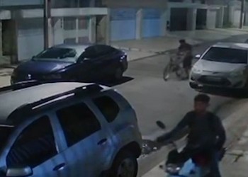 [VÍDEO] Polícia divulga imagem de suspeito de furtar motocicleta no bairro Jabotiana, em Aracaju