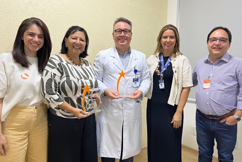 Hospital de Cirurgia recebe prêmio nacional por excelência em pesquisa clínica