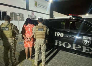 Mulher foragida suspeita de matar o marido é presa na Barra dos Coqueiros