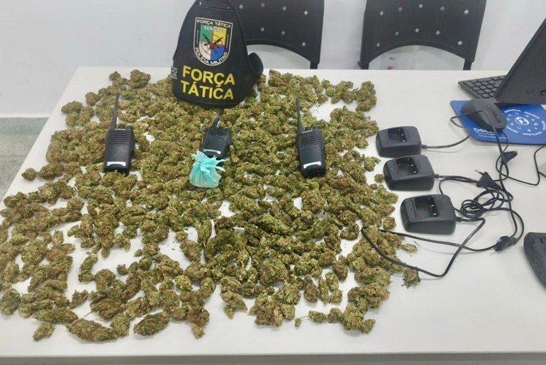 Perseguição da PM no Bugio acaba com apreenção de drogas