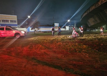 Passageiro morre após motocicleta cair da Ponte Governador João Alves Filho