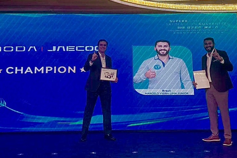Mecânico Sergipano ganha prêmio de melhor do mundo em competição global na China