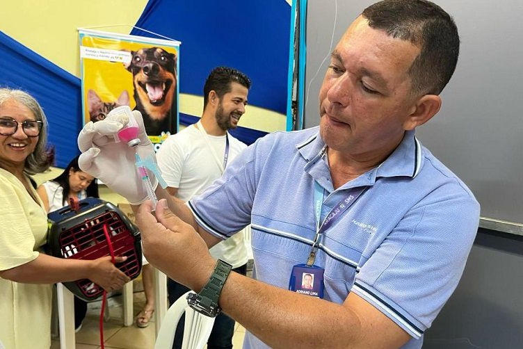 Prefeitura mobiliza vacinação antirrábica para animais em 29 bairros de Aracaju