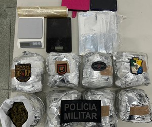 Mulher é presa com mais de 4 kg de maconha em Aracaju