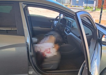 Homem é assassinado dentro de carro com cerca de 10 tiros na Zona de Expansão