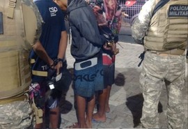 Três suspeitos de roubo são presos no Conjunto João Alves, em Socorro