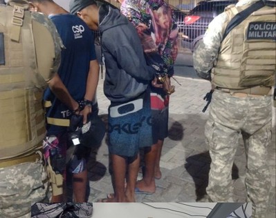 Três suspeitos de roubo são presos no Conjunto João Alves, em Socorro